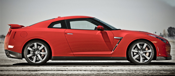 Nissan GT-R ( )